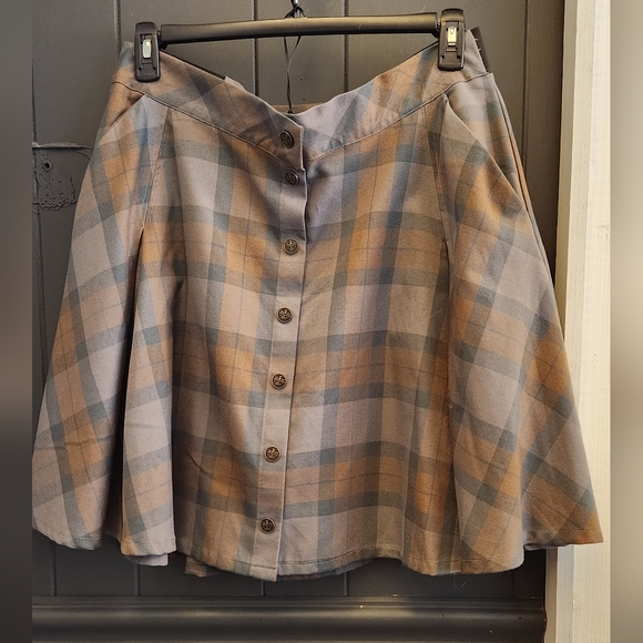 torrid Dresses & Skirts - Torrid "Outlander" Plaid Swing Skirt